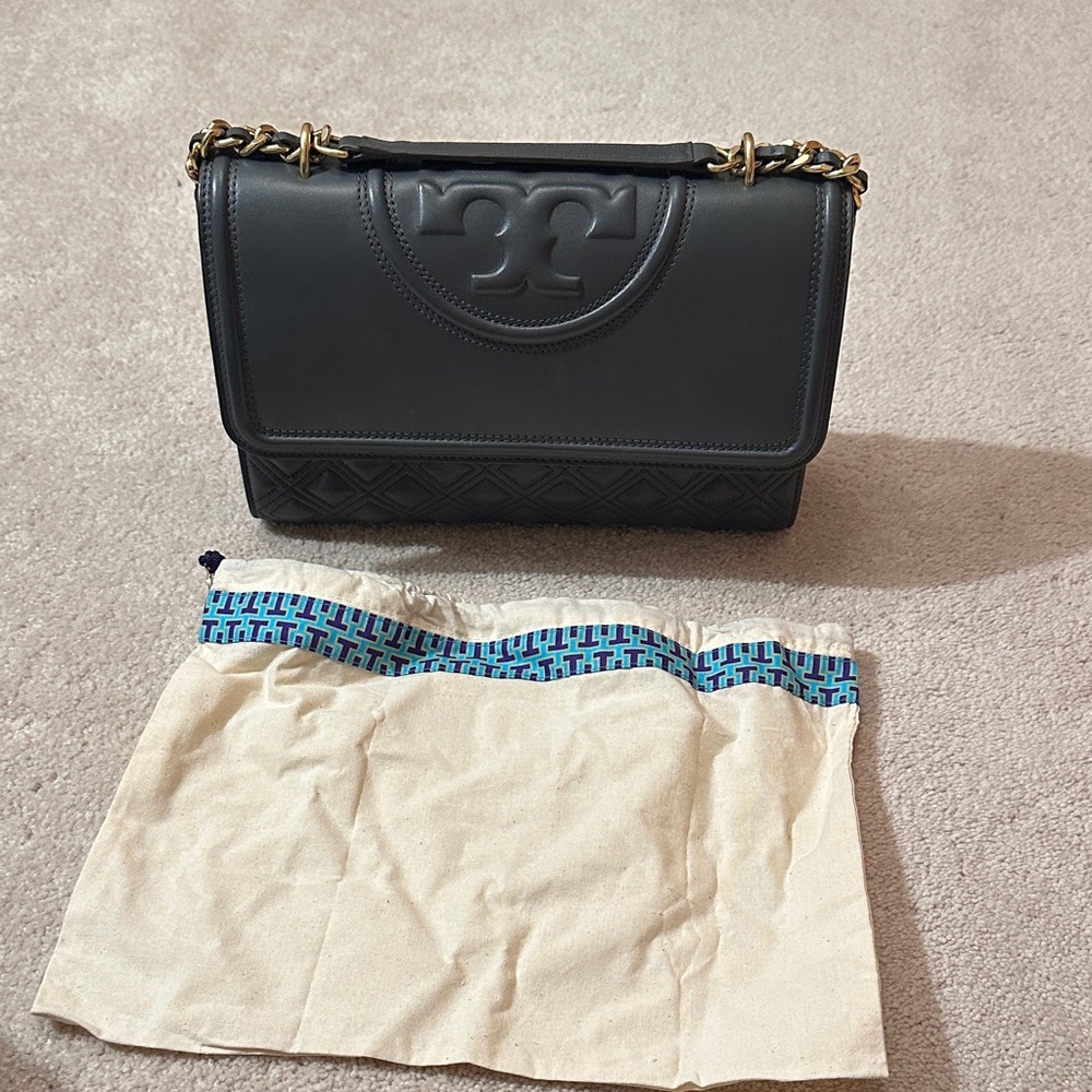 Tory Burch dark grey Quilted Shoulder Bag with Gold Chain - Picture 3 of 5